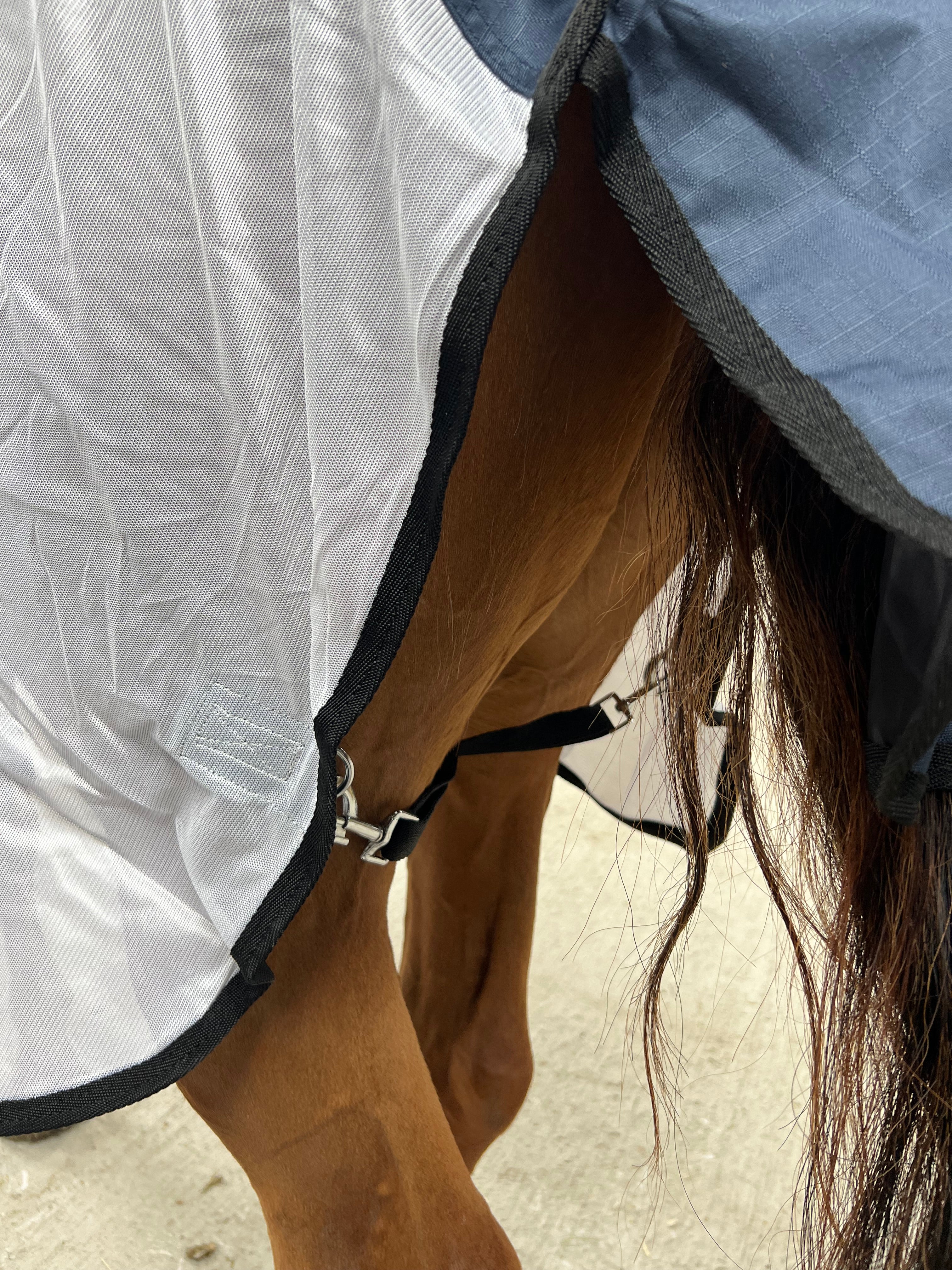 Hybrid Fly & Waterproof Mesh Sheet Turnout Rug - 600D Ripstop 0g Fill Upper Lining Feature Detail - Turner Equestrian